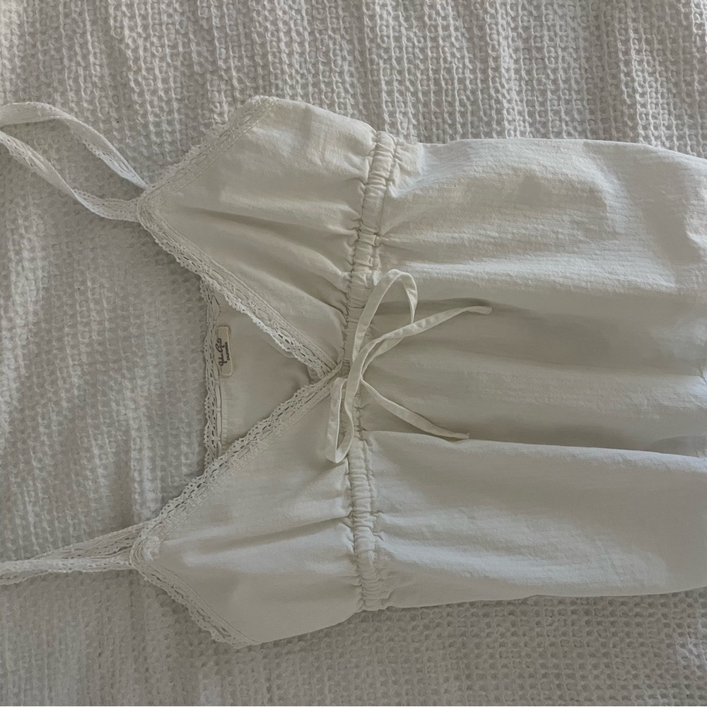 BRANDY MELVILLE White Lace Trim Tank Top